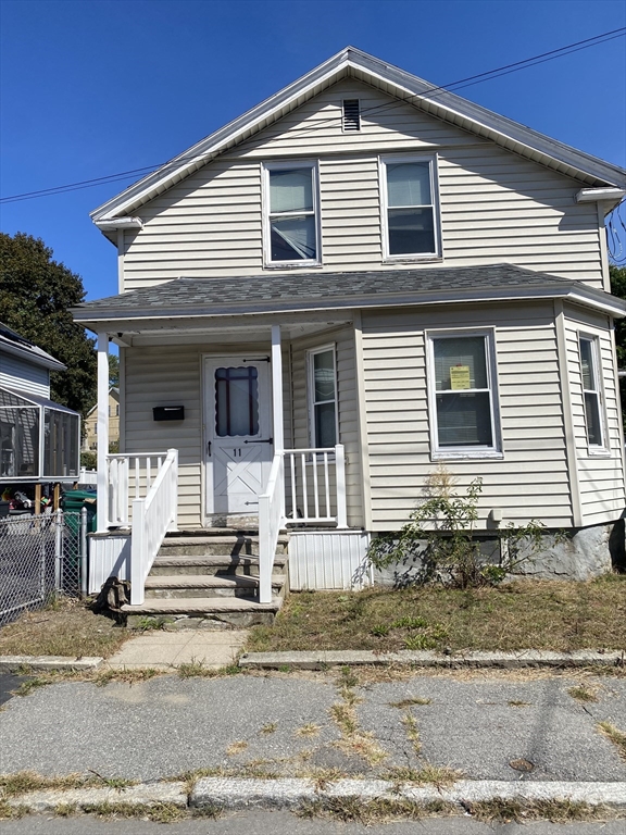 11 Jacques St, Lowell, Massachusetts, 4 Bedrooms Bedrooms, 7 Rooms Rooms,1 BathroomBathrooms,Residential Lease,For Rent,Jacques St,73467683