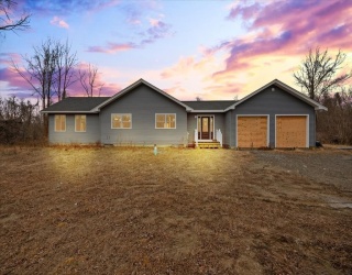 300-C Prospect Hill St, Taunton, Massachusetts, 3 Bedrooms Bedrooms, 5 Rooms Rooms,3.5 BathroomsBathrooms,Residential,For Sale,Prospect Hill St,73467690