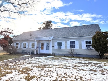 10-12 Hiramar Rd, Barnstable, Massachusetts, 4 Bedrooms Bedrooms, 8 Rooms Rooms,2 BathroomsBathrooms,Residential Income,For Sale,Hiramar Rd,73467692 10-12 Hiramar Rd, Barnstable, Massachusetts, 4 Bedrooms Bedrooms, 8 Rooms Rooms,2 BathroomsBathrooms,Residential Income,For Sale,Hiramar Rd,73467692