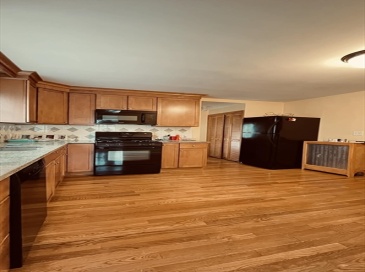 21 Lawrence Lane, Belmont, Massachusetts, 4 Bedrooms Bedrooms, 9 Rooms Rooms,1.5 BathroomsBathrooms,Residential Lease,For Rent,Lawrence Lane,73467700