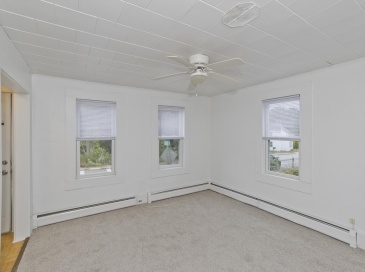 16 22 East Street, Ware, Massachusetts, 3 Bedrooms Bedrooms, 5 Rooms Rooms,1 BathroomBathrooms,Residential Lease,For Rent,East Street,73467586 16 22 East Street, Ware, Massachusetts, 3 Bedrooms Bedrooms, 5 Rooms Rooms,1 BathroomBathrooms,Residential Lease,For Rent,East Street,73467586