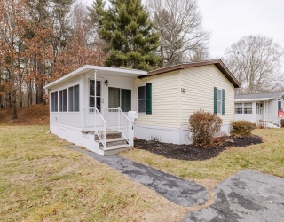 41 Victorian Way, West Bridgewater, Massachusetts, 3 Bedrooms Bedrooms, 5 Rooms Rooms,2 BathroomsBathrooms,Residential,For Sale,Victorian Way,73467732