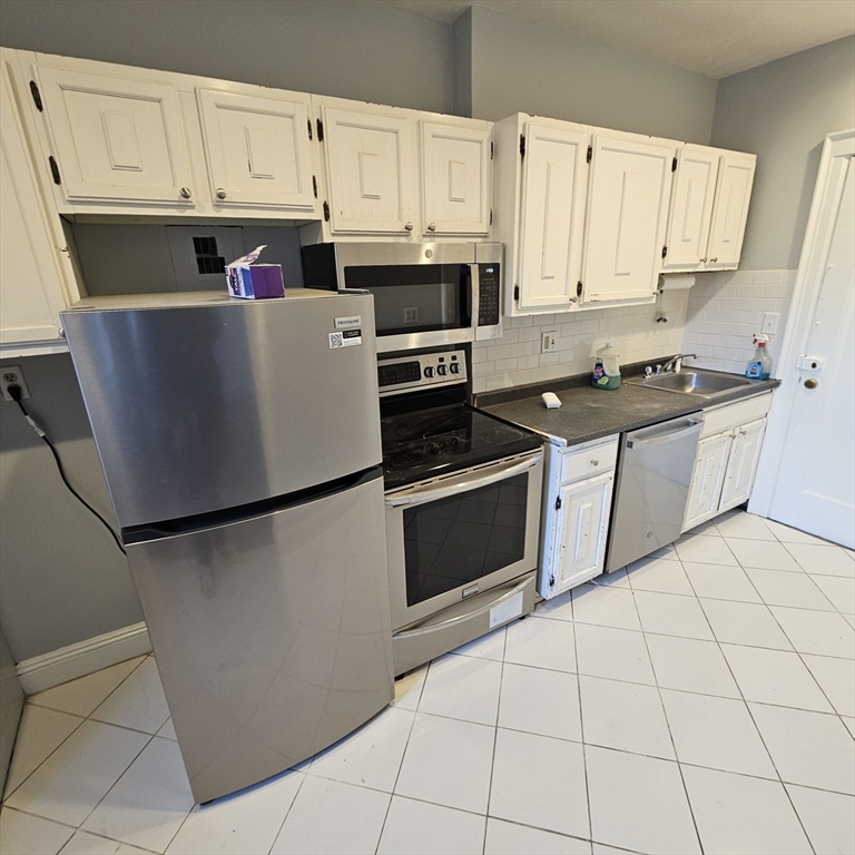 48 Strathmore Rd, Boston, Massachusetts, 3 Rooms Rooms,1 BathroomBathrooms,Residential Lease,For Rent,Strathmore Rd,73467601