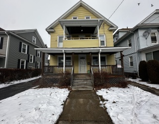 32 Somerset St, Springfield, Massachusetts, 4 Bedrooms Bedrooms, 7 Rooms Rooms,2 BathroomsBathrooms,Residential Lease,For Rent,Somerset St,73467598