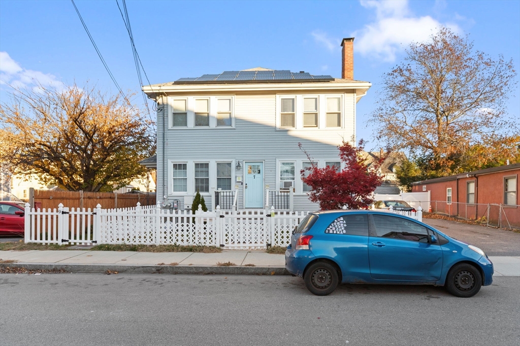 7-9 Kittredge Ave, Quincy, Massachusetts, 6 Bedrooms Bedrooms, 12 Rooms Rooms,3 BathroomsBathrooms,Residential Income,For Sale,Kittredge Ave,73460810