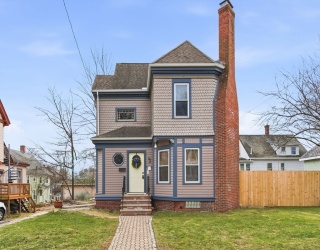 83 Greenwood St, Marlborough, Massachusetts, 3 Bedrooms Bedrooms, 7 Rooms Rooms,2 BathroomsBathrooms,Residential,For Sale,Greenwood St,73463511