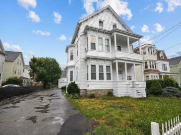 709 Second St, Fall River, Massachusetts, 11 Bedrooms Bedrooms, 27 Rooms Rooms,5 BathroomsBathrooms,Residential Income,For Sale,Second St,73458802