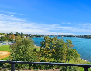 16 Franklin Street, Salem, Massachusetts, 3 Bedrooms Bedrooms, 6 Rooms Rooms,2 BathroomsBathrooms,Residential,For Sale,Franklin Street,73467805