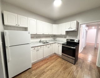 98 Main Street, Malden, Massachusetts, 4 Bedrooms Bedrooms, 6 Rooms Rooms,1.5 BathroomsBathrooms,Residential Lease,For Rent,Main Street,73467808