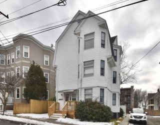 86 Cochran, Chicopee, Massachusetts, 3 Bedrooms Bedrooms, 7 Rooms Rooms,1 BathroomBathrooms,Residential Lease,For Rent,Cochran,73467823