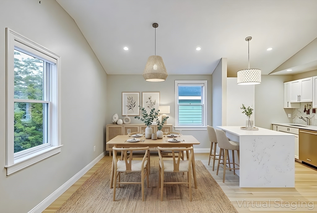 29 Goldsmith St, Boston, Massachusetts, 2 Bedrooms Bedrooms, 5 Rooms Rooms,2 BathroomsBathrooms,Residential,For Sale,Goldsmith St,73467851