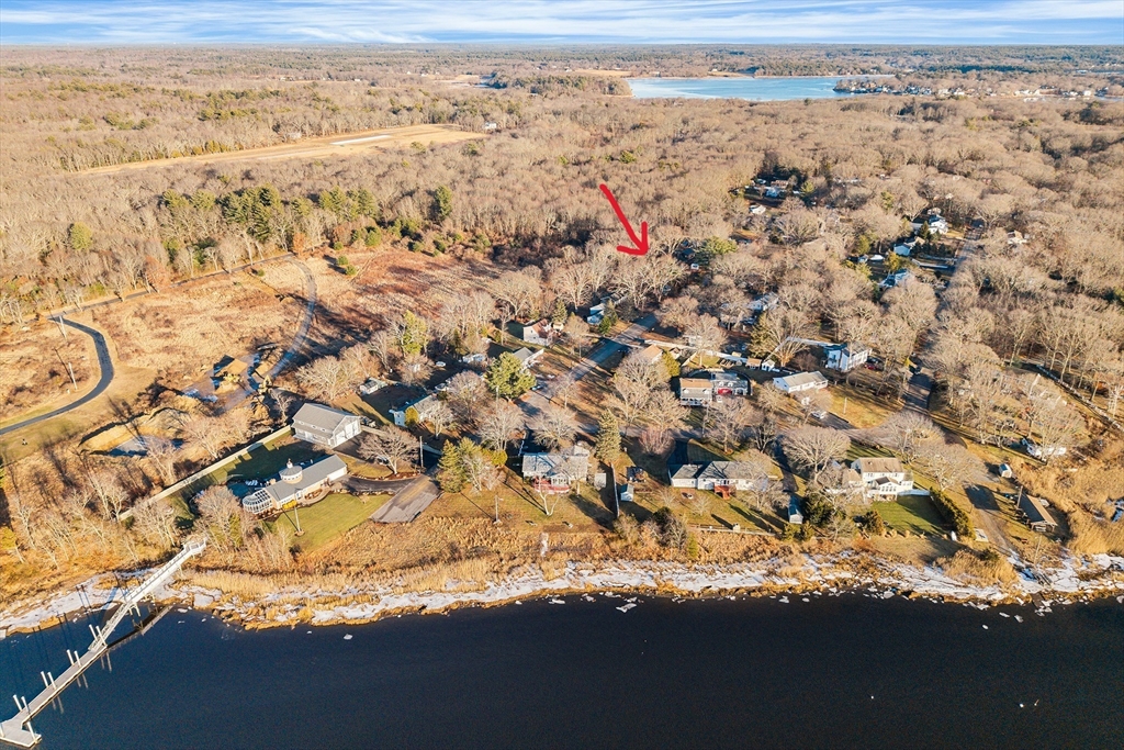 35 Water St, Berkley, Massachusetts, 2 Bedrooms Bedrooms, 4 Rooms Rooms,1 BathroomBathrooms,Residential,For Sale,Water St,73467886