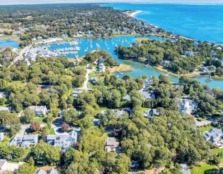 16 Mirasol Ln, Harwich, Massachusetts, 4 Bedrooms Bedrooms, 8 Rooms Rooms,2 BathroomsBathrooms,Residential,For Sale,Mirasol Ln,73449229