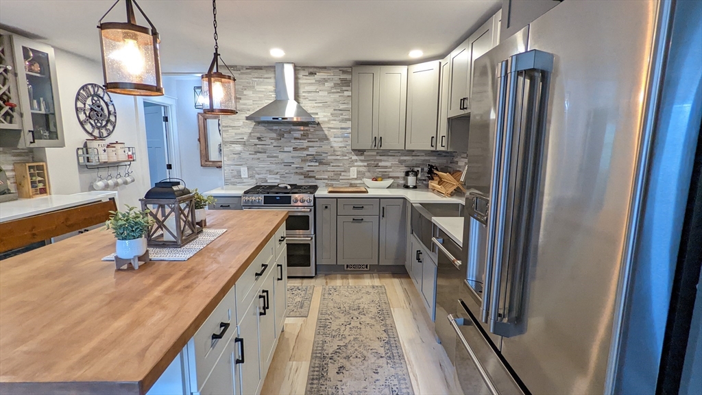 76 Milk Street, Westborough, Massachusetts, 3 Bedrooms Bedrooms, 7 Rooms Rooms,1.5 BathroomsBathrooms,Residential Lease,For Rent,Milk Street,73468127