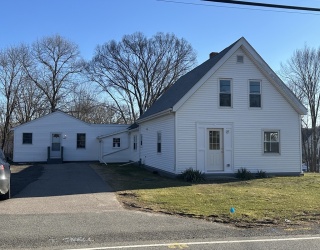 420 Crescent St, West Bridgewater, Massachusetts, 4 Bedrooms Bedrooms, 8 Rooms Rooms,1 BathroomBathrooms,Residential Lease,For Rent,Crescent St,73468136