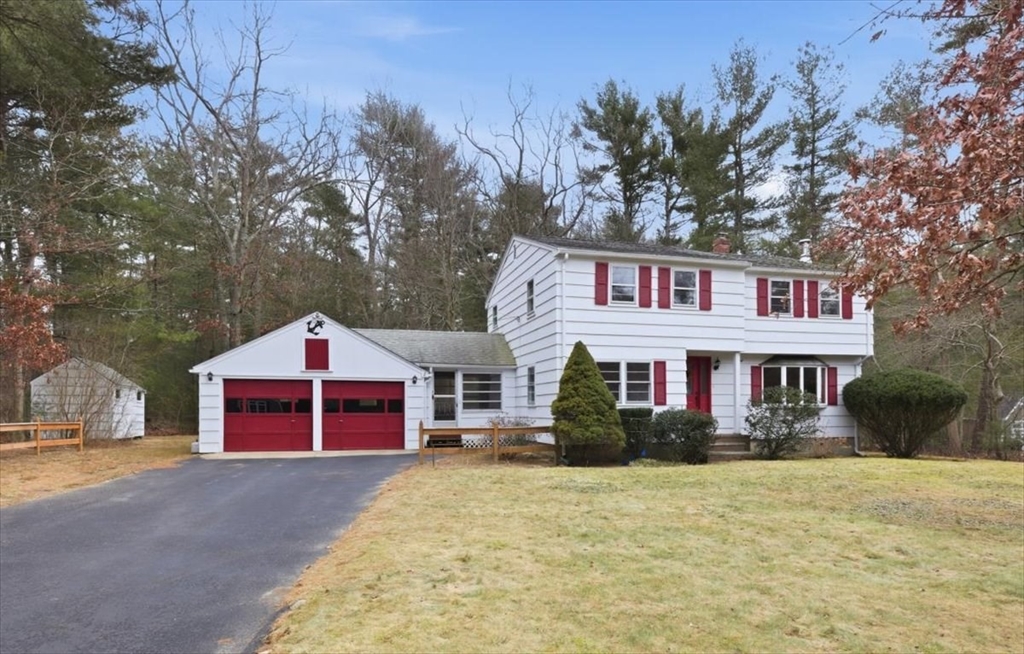 107 Oak St., Pembroke, Massachusetts, 4 Bedrooms Bedrooms, 8 Rooms Rooms,1.5 BathroomsBathrooms,Residential,For Sale,Oak St.,73468124