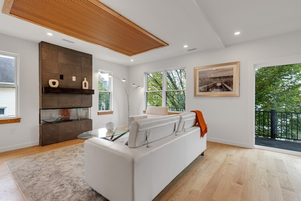 69 Boston Ave, Somerville, Massachusetts, 4 Bedrooms Bedrooms, 8 Rooms Rooms,4 BathroomsBathrooms,Residential,For Sale,Boston Ave,73467976