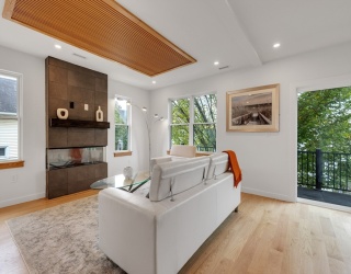 69 Boston Ave, Somerville, Massachusetts, 4 Bedrooms Bedrooms, 8 Rooms Rooms,4 BathroomsBathrooms,Residential,For Sale,Boston Ave,73467976