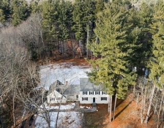 6 Glen Drive, Lynnfield, Massachusetts, 4 Bedrooms Bedrooms, 10 Rooms Rooms,3.5 BathroomsBathrooms,Residential,For Sale,Glen Drive,73467990