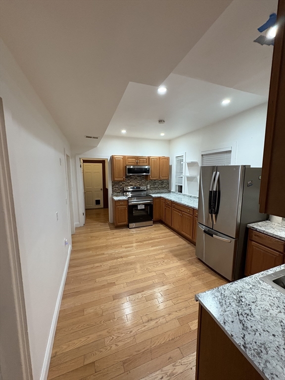 20 Jones, Boston, Massachusetts, 2 Bedrooms Bedrooms, 5 Rooms Rooms,2 BathroomsBathrooms,Residential Lease,For Rent,Jones,73468009