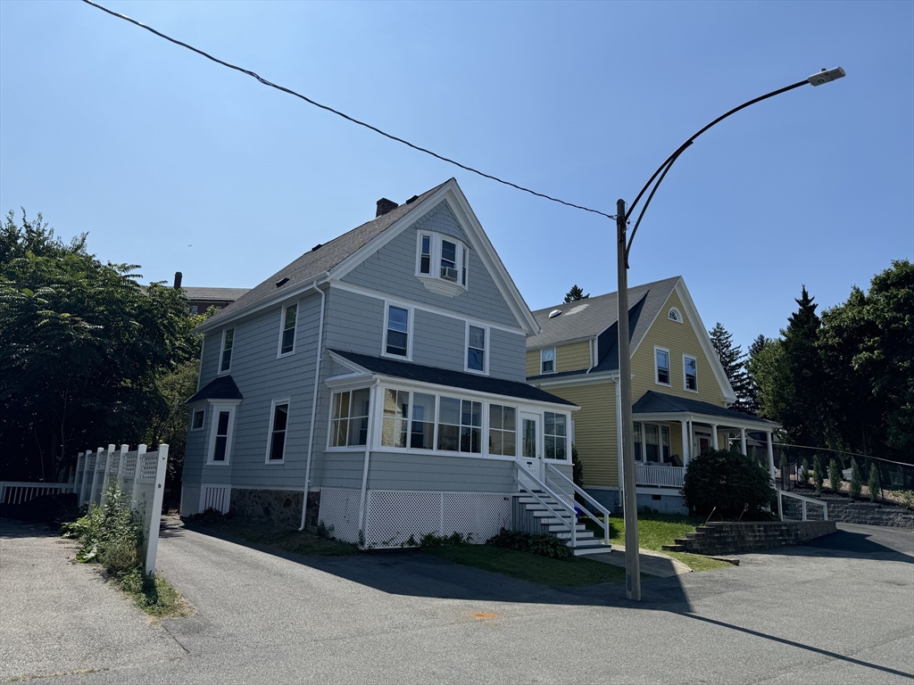 4 Barstow St., Boston, Massachusetts, 5 Bedrooms Bedrooms, 8 Rooms Rooms,2 BathroomsBathrooms,Residential Lease,For Rent,Barstow St.,73468015