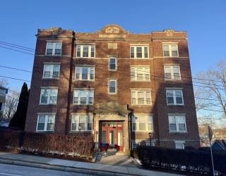 31 Dennison Ave, Framingham, Massachusetts, 1 Bedroom Bedrooms, 3 Rooms Rooms,1 BathroomBathrooms,Residential Lease,For Rent,Dennison Ave,73468026