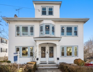 8 Charlesview St, Boston, Massachusetts, 3 Bedrooms Bedrooms, 7 Rooms Rooms,1 BathroomBathrooms,Residential Lease,For Rent,Charlesview St,73468100