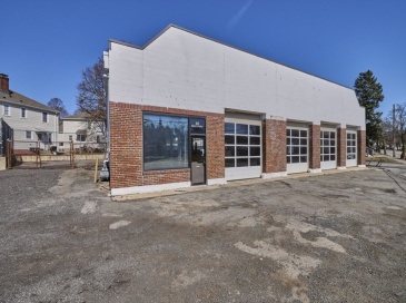 40 Essex St, Swampscott, Massachusetts, ,Commercial Sale,For Sale,Essex St,73468102