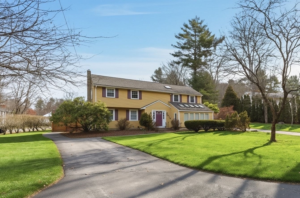 1308-1310 East St, Mansfield, Massachusetts, 6 Bedrooms Bedrooms, 13 Rooms Rooms,3 BathroomsBathrooms,Residential Income,For Sale,East St,73468187