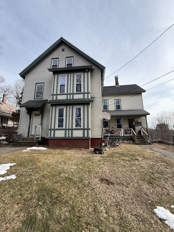74 Bacon St, Orange, Massachusetts, 2 Bedrooms Bedrooms, 6 Rooms Rooms,1 BathroomBathrooms,Residential Lease,For Rent,Bacon St,73468229