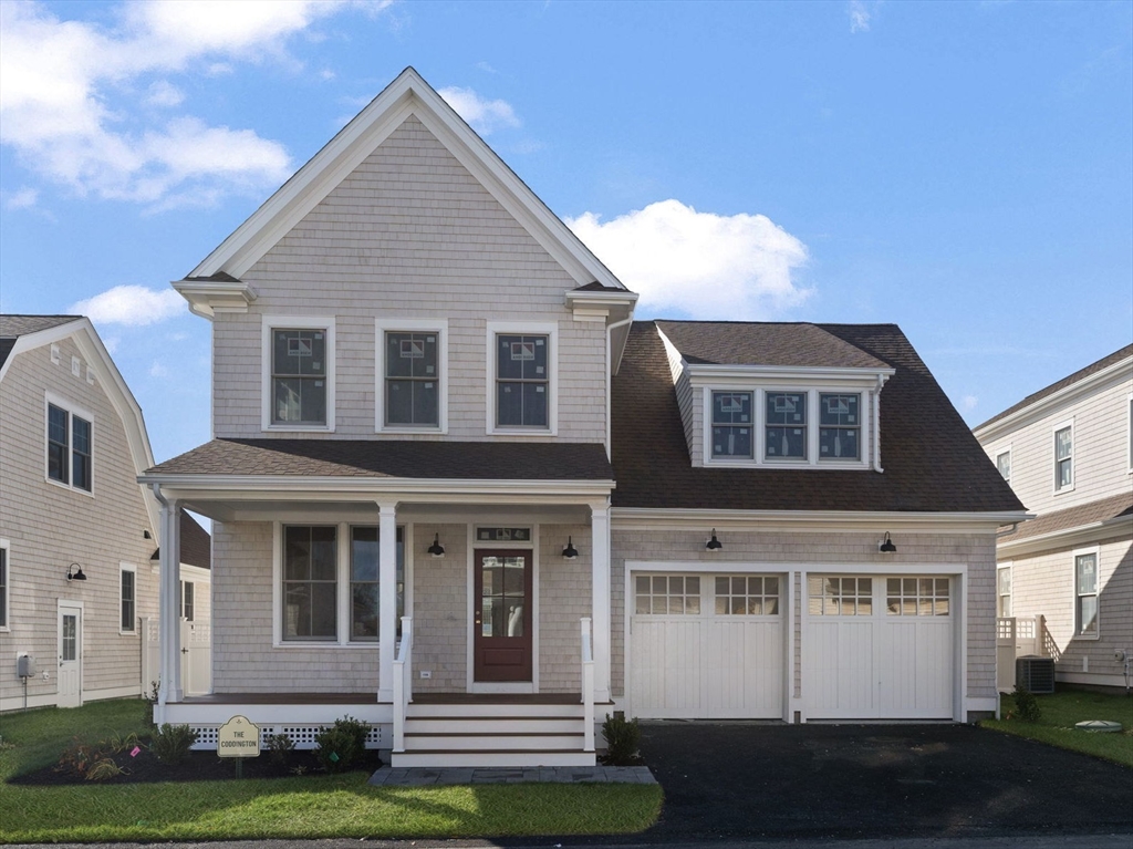 8 Lookout Lane, Portsmouth, Rhode Island, 3 Bedrooms Bedrooms, 10 Rooms Rooms,3.5 BathroomsBathrooms,Residential,For Sale,Lookout Lane,73468304