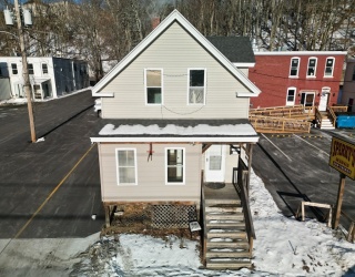 255 River Street, Haverhill, Massachusetts, 3 Bedrooms Bedrooms, 6 Rooms Rooms,1.5 BathroomsBathrooms,Residential Lease,For Rent,River Street,73468361
