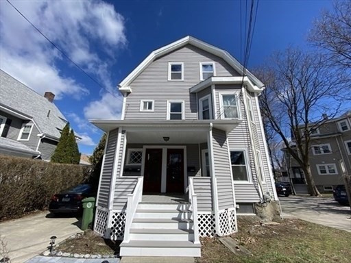 40 Laurel St, Watertown, Massachusetts, 2 Bedrooms Bedrooms, 5 Rooms Rooms,1 BathroomBathrooms,Residential Lease,For Rent,Laurel St,73468374