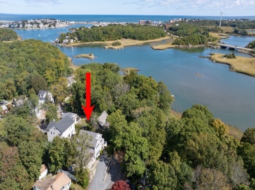 44 Gilford Rd, Hingham, Massachusetts, 3 Bedrooms Bedrooms, 10 Rooms Rooms,3 BathroomsBathrooms,Residential,For Sale,Gilford Rd,73468240