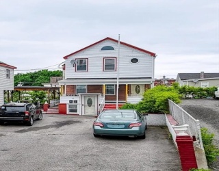 38 Chapel St, Lowell, Massachusetts, 3 Bedrooms Bedrooms, 6 Rooms Rooms,2 BathroomsBathrooms,Residential Lease,For Rent,Chapel St,73468275