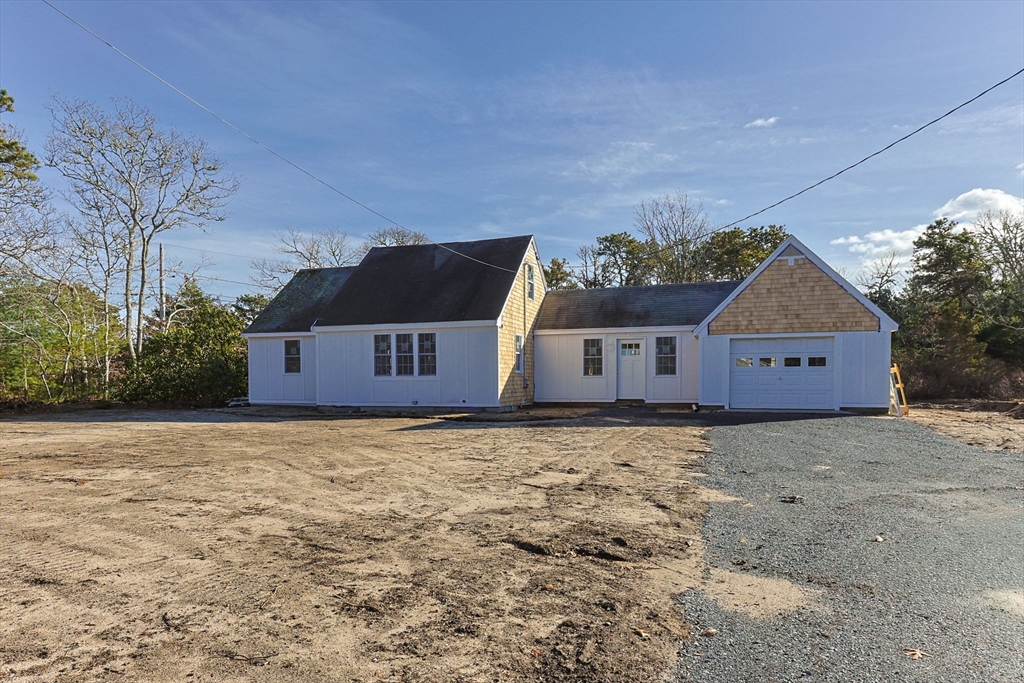 957 Orleans Road, Harwich, Massachusetts, 3 Bedrooms Bedrooms, 5 Rooms Rooms,2 BathroomsBathrooms,Residential,For Sale,Orleans Road,73452705