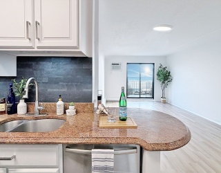 95 Nahant St, Lynn, Massachusetts, 2 Bedrooms Bedrooms, 6 Rooms Rooms,1.5 BathroomsBathrooms,Residential,For Sale,Nahant St,73468525