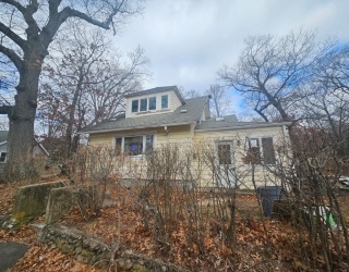 126 Lakehurst Ave, Weymouth, Massachusetts, 3 Bedrooms Bedrooms, 7 Rooms Rooms,2 BathroomsBathrooms,Residential Income,For Sale,Lakehurst Ave,73468542