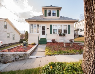 25 Wyola Dr, Worcester, Massachusetts, 3 Bedrooms Bedrooms, 7 Rooms Rooms,2 BathroomsBathrooms,Residential,For Sale,Wyola Dr,73468562