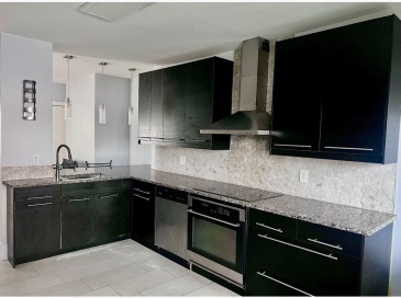 18 West, Everett, Massachusetts, 3 Bedrooms Bedrooms, 5 Rooms Rooms,1 BathroomBathrooms,Residential Lease,For Rent,West,73460446