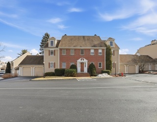 11 Weathery Dr, Salem, Massachusetts, 2 Bedrooms Bedrooms, 5 Rooms Rooms,2 BathroomsBathrooms,Residential,For Sale,Weathery Dr,73468432