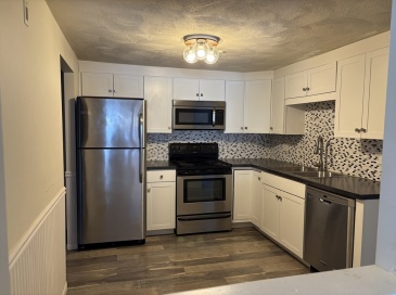 24 Spencer Rd, Boxborough, Massachusetts, 1 Bedroom Bedrooms, 4 Rooms Rooms,1 BathroomBathrooms,Residential Lease,For Rent,Spencer Rd,73468457