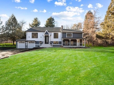 85 Jewell St, Mansfield, Massachusetts, 4 Bedrooms Bedrooms, 9 Rooms Rooms,3.5 BathroomsBathrooms,Residential,For Sale,Jewell St,73468470