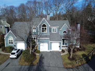 289 Bishops Forest Dr, Waltham, Massachusetts, 2 Bedrooms Bedrooms, 7 Rooms Rooms,3.5 BathroomsBathrooms,Residential,For Sale,Bishops Forest Dr,73468483