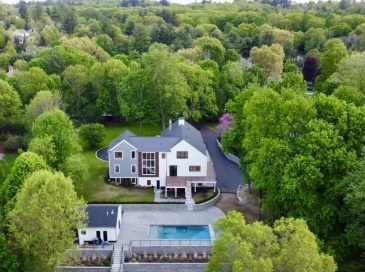 741 Boston Post Rd, Weston, Massachusetts, 5 Bedrooms Bedrooms, 15 Rooms Rooms,6 BathroomsBathrooms,Residential,For Sale,Boston Post Rd,73468588