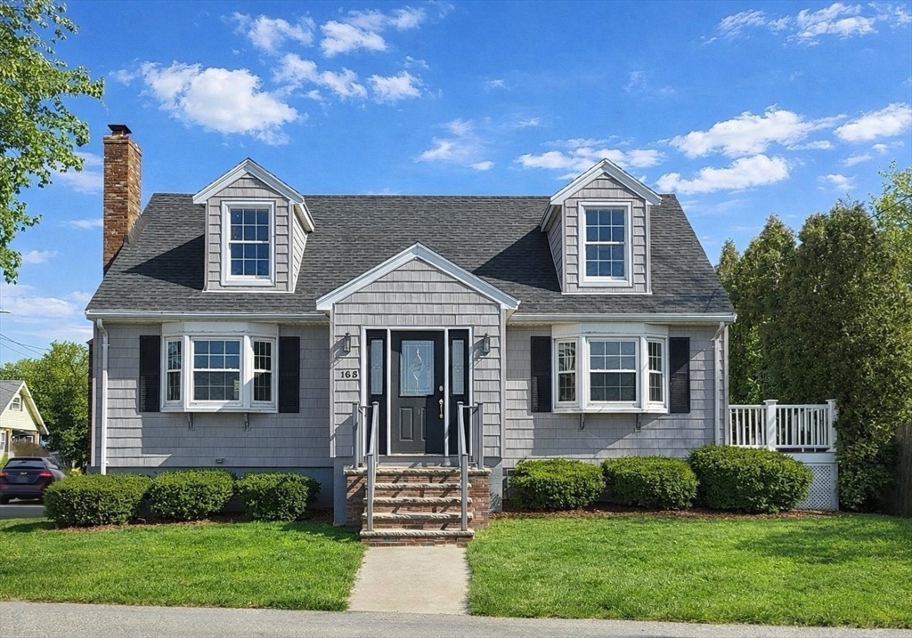 163 Mills Ave, Revere, Massachusetts, 4 Bedrooms Bedrooms, 7 Rooms Rooms,2 BathroomsBathrooms,Residential Lease,For Rent,Mills Ave,73468597