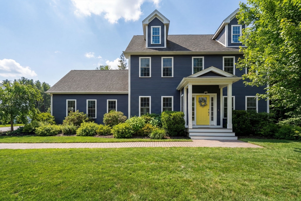 115 High Street, Medfield, Massachusetts, 4 Bedrooms Bedrooms, 9 Rooms Rooms,2.5 BathroomsBathrooms,Residential,For Sale,High Street,73468496