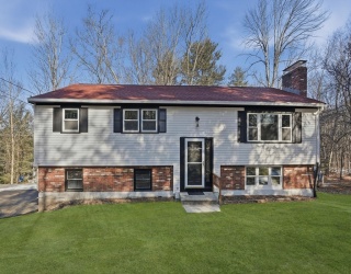 2 Laurel Lane, Spencer, Massachusetts, 3 Bedrooms Bedrooms, 5 Rooms Rooms,2 BathroomsBathrooms,Residential,For Sale,Laurel Lane,73468533