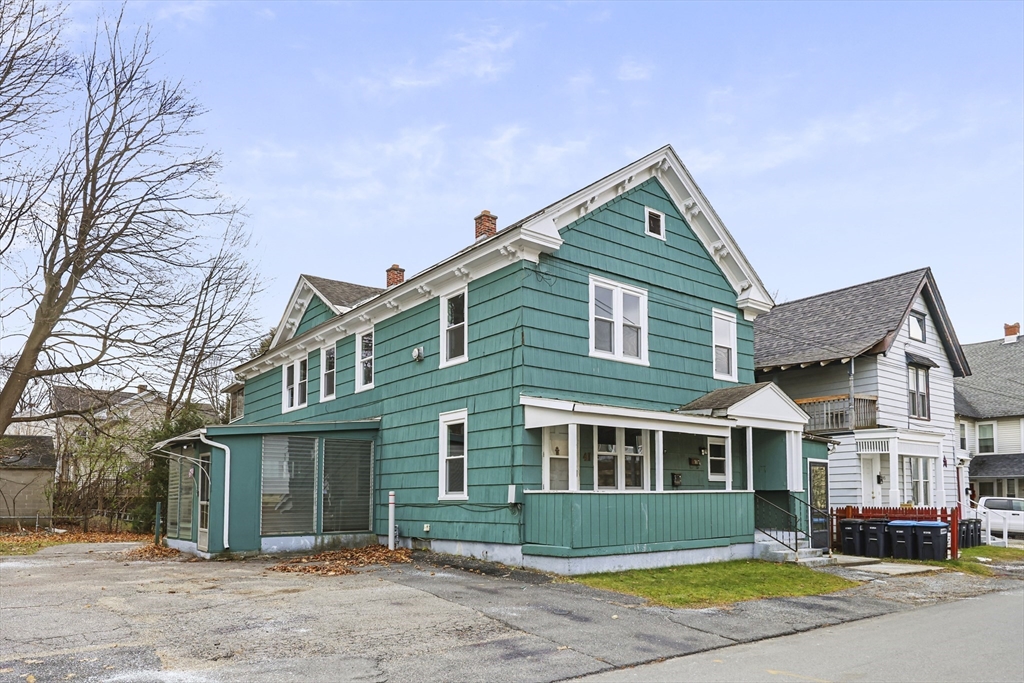 41-43 Reed St, Pittsfield, Massachusetts, 5 Bedrooms Bedrooms, 10 Rooms Rooms,5 BathroomsBathrooms,Residential Income,For Sale,Reed St,73457209