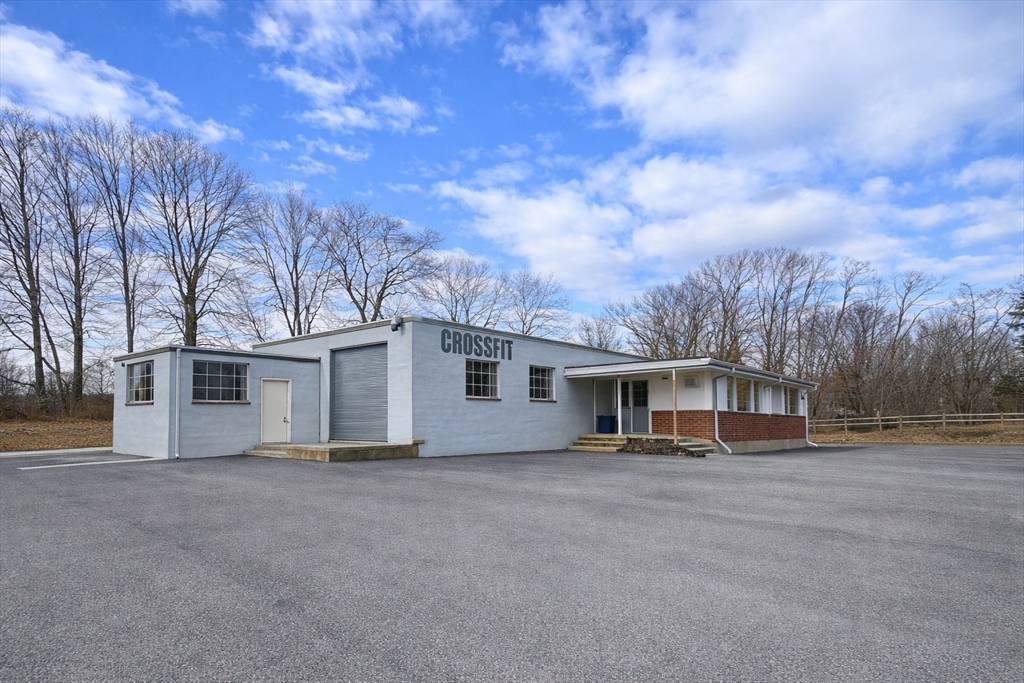 175 Central St, Saugus, Massachusetts, ,Commercial Lease,For Rent,Central St,73468506
